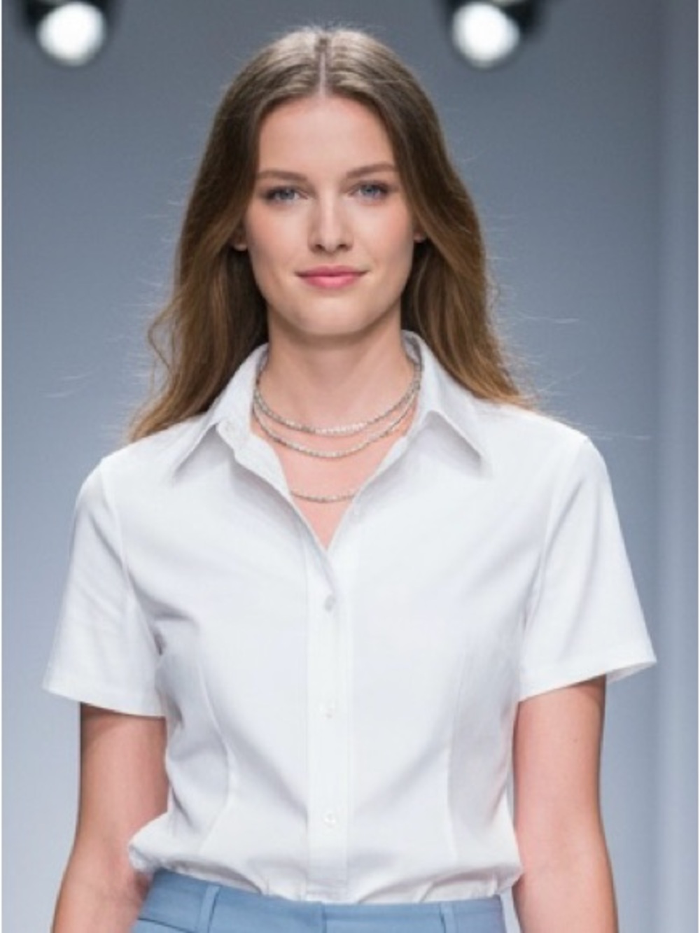 Basic Editions Women’s White 100% Cotton Short Sleeve Button Down Shirt - Small